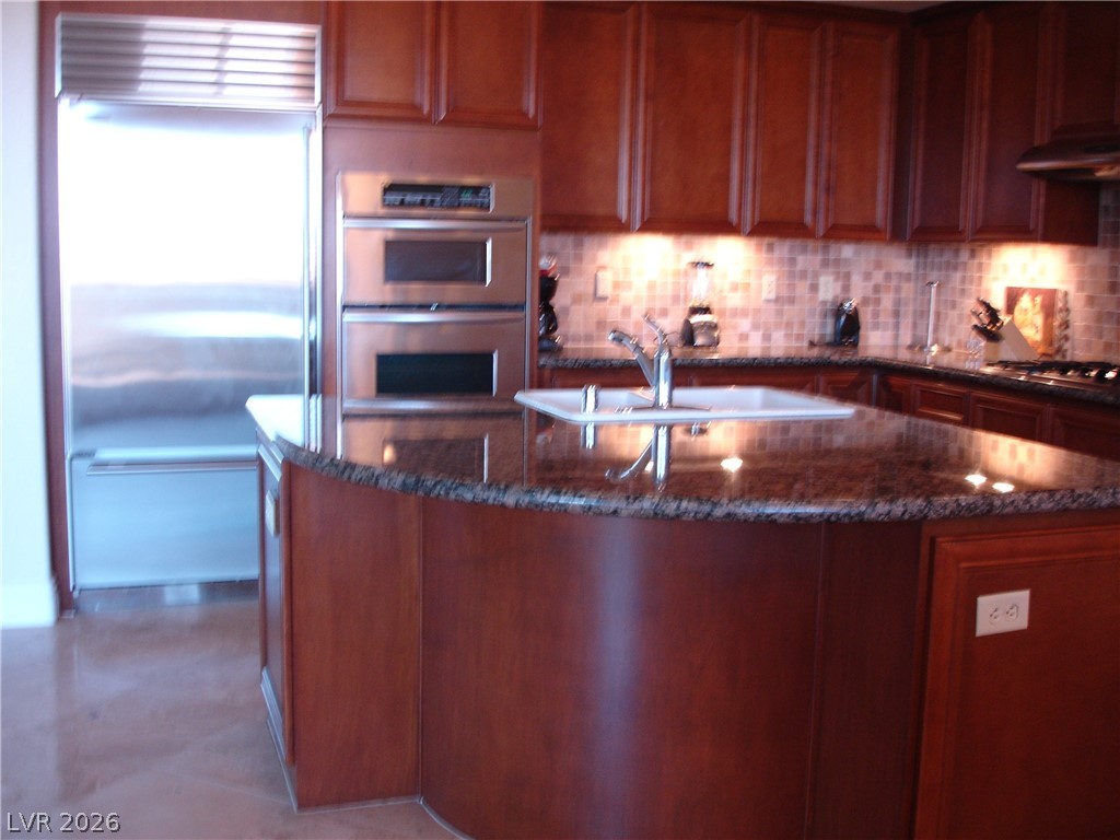 2780908 Property Photo 4