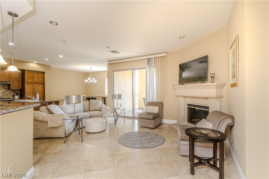 2780908 Property Photo 17