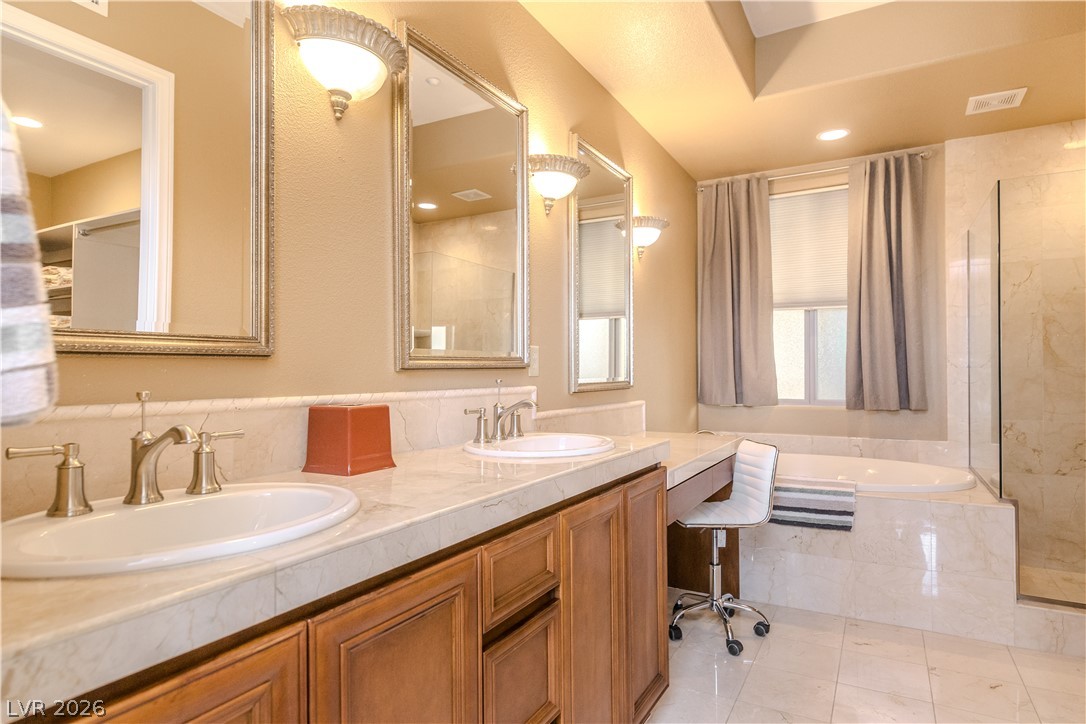 2780908 Property Photo 24