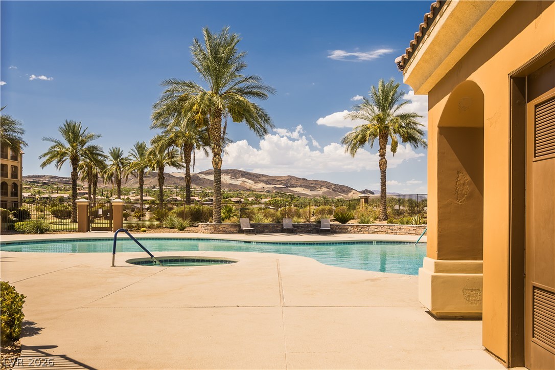 2780908 Property Photo 29