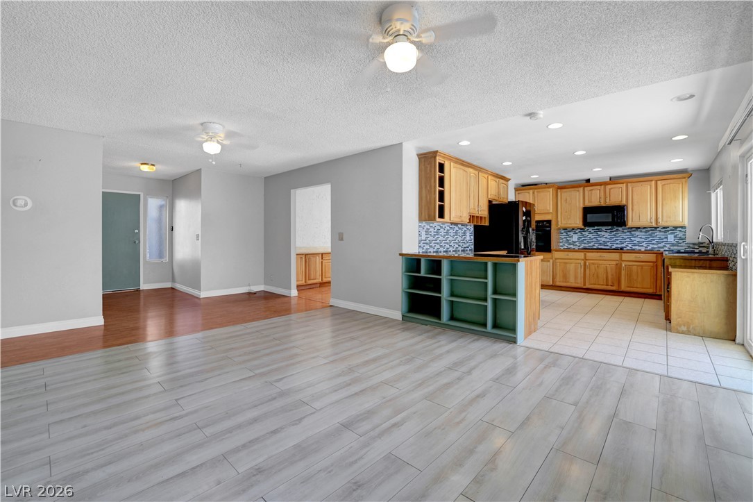 6968 Stober Court Property Photo 4