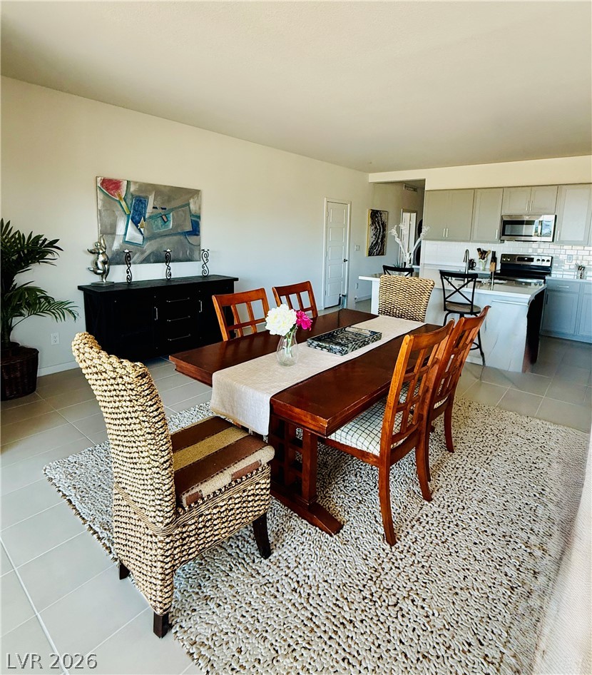 4379 East Cactus Canyon Drive Property Photo 7