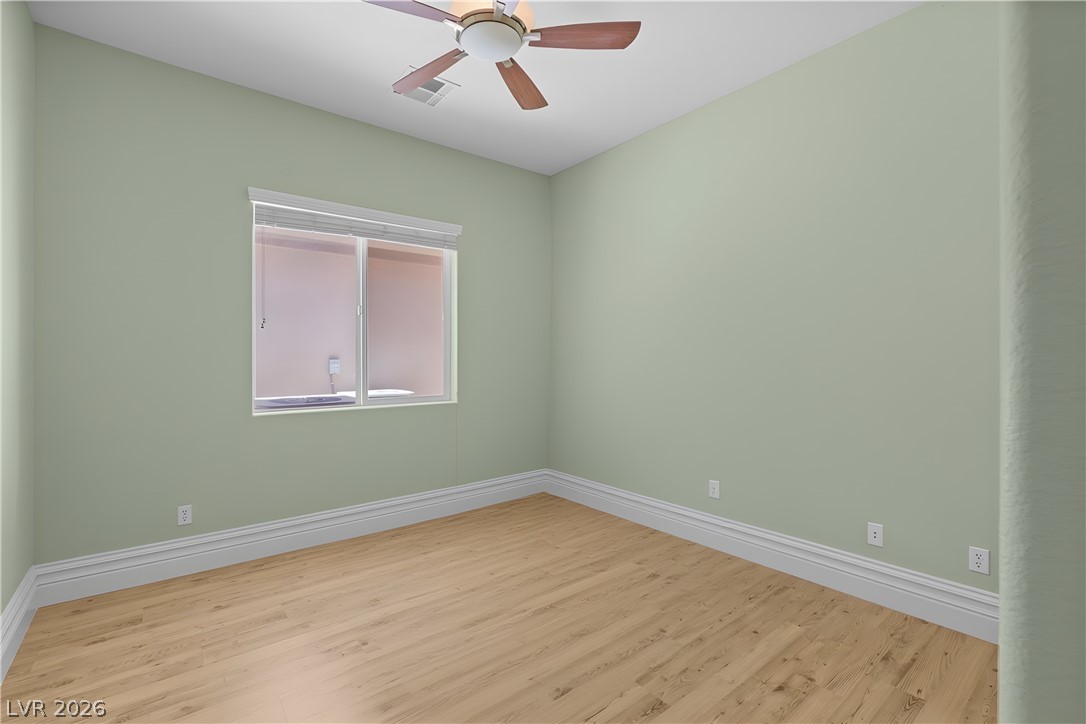 211 Crooked Putter Drive Property Photo 29