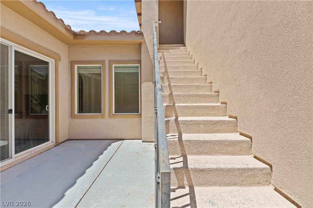 211 Crooked Putter Drive Property Photo 39