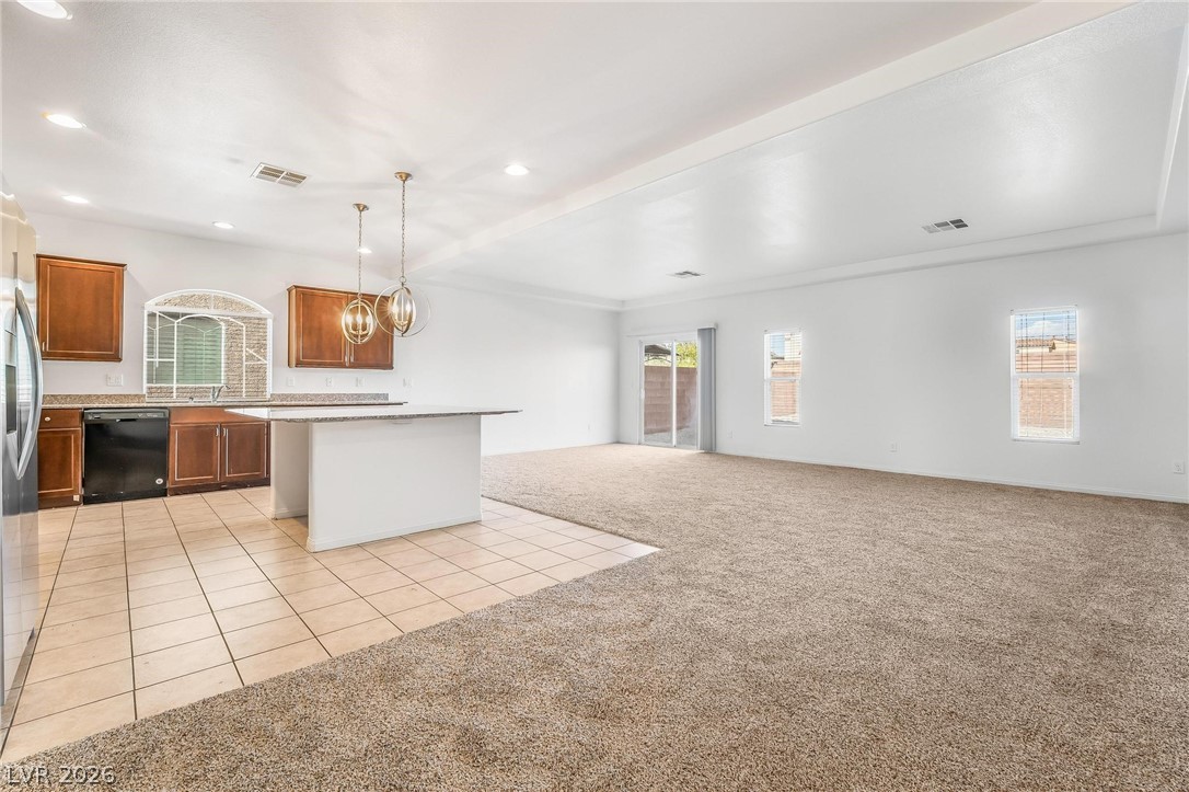 5986 Azzura Palms Avenue Property Photo 6