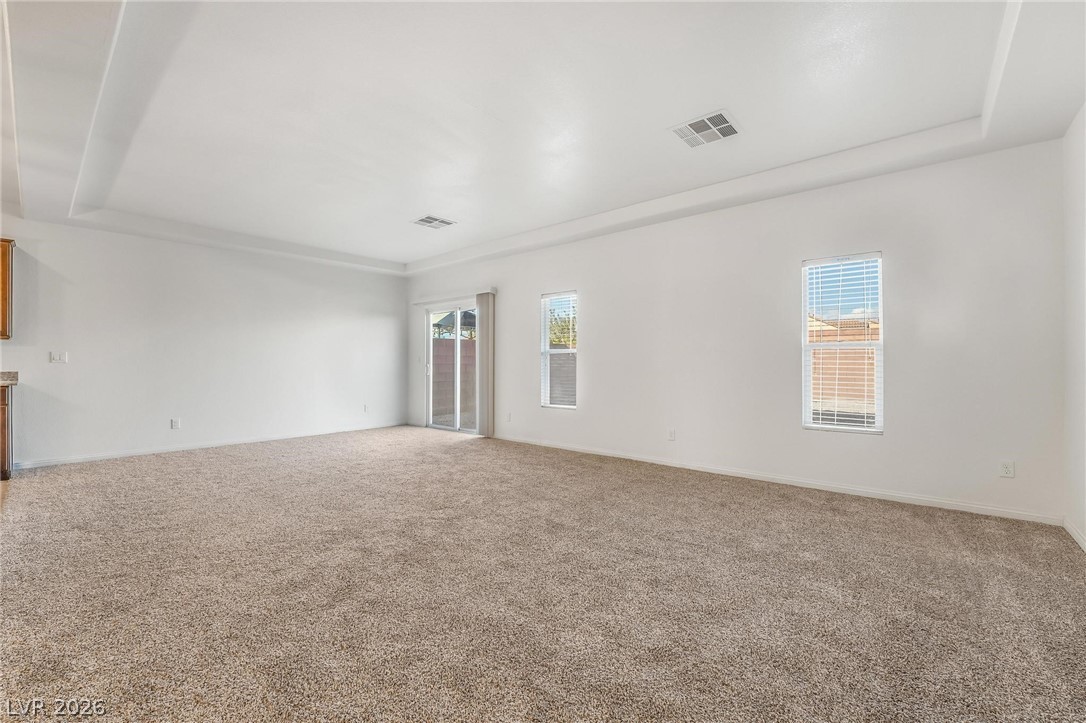 5986 Azzura Palms Avenue Property Photo 8