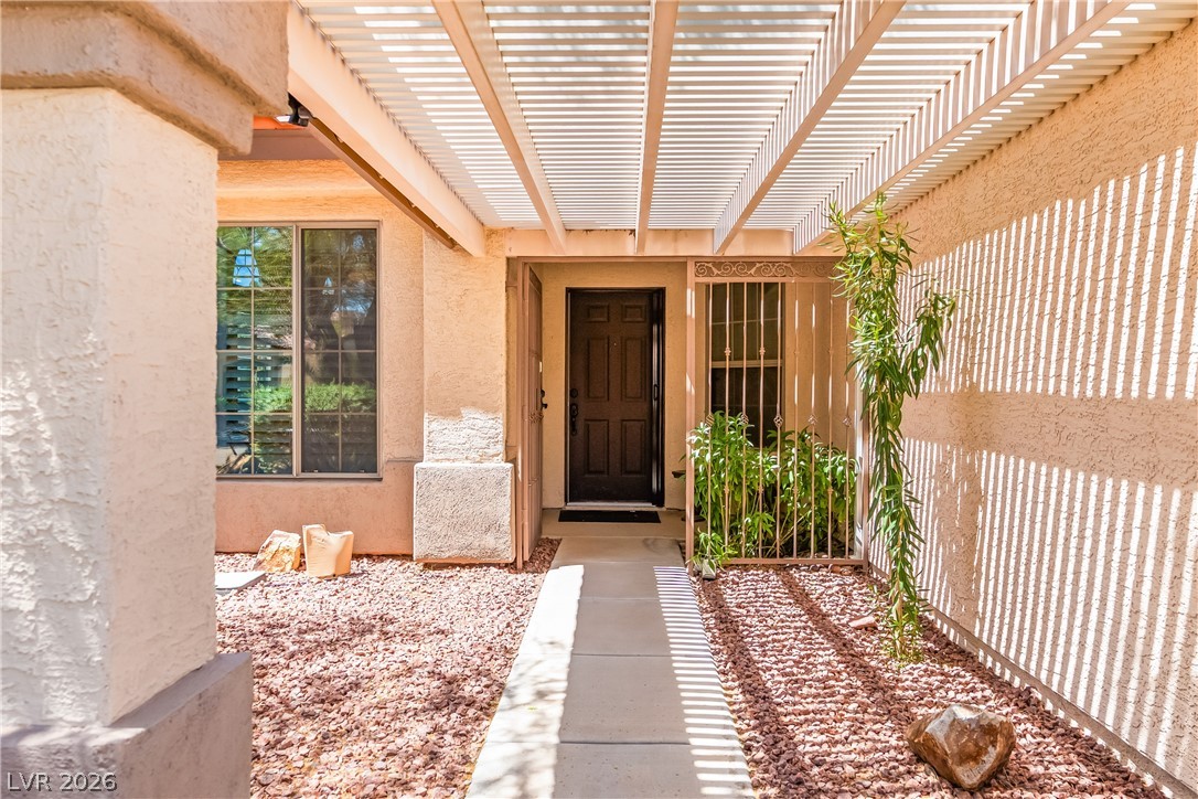 3054 Emerald Wind Street Property Photo 4