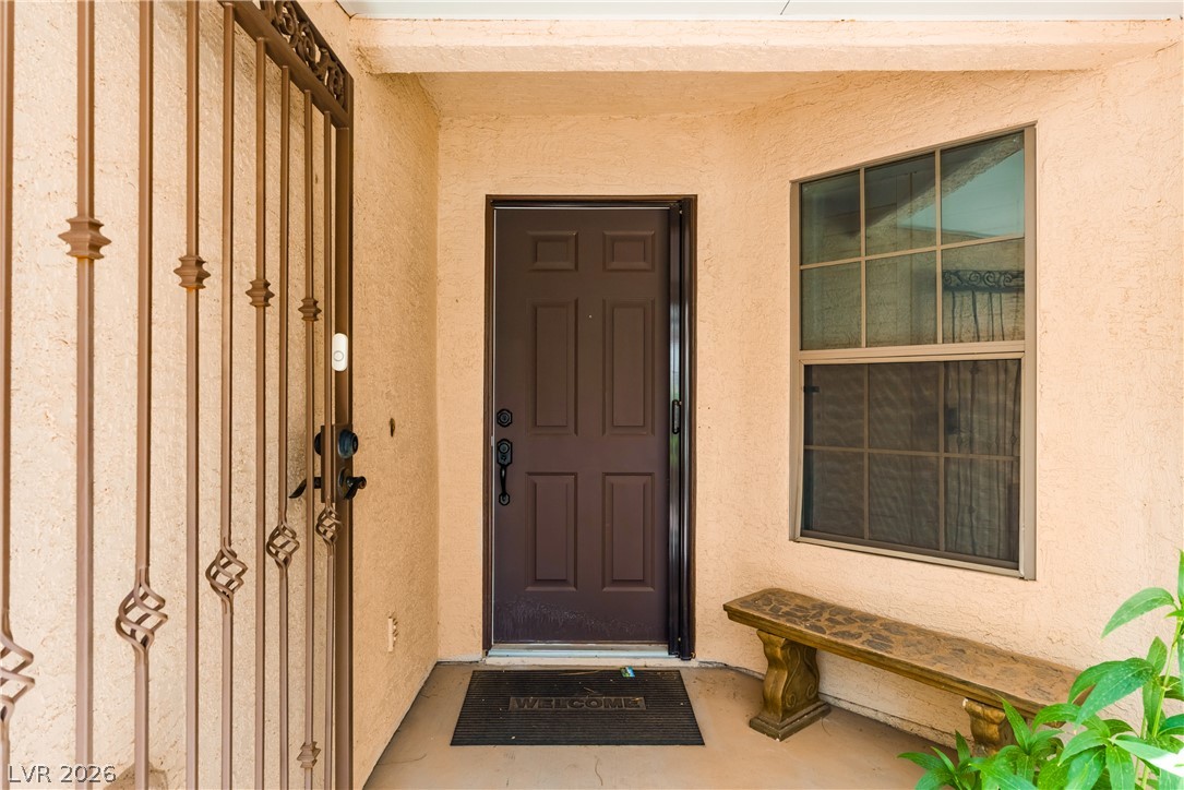 3054 Emerald Wind Street Property Photo 5