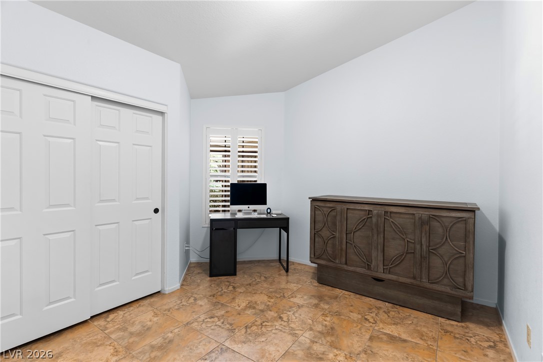 3054 Emerald Wind Street Property Photo 22