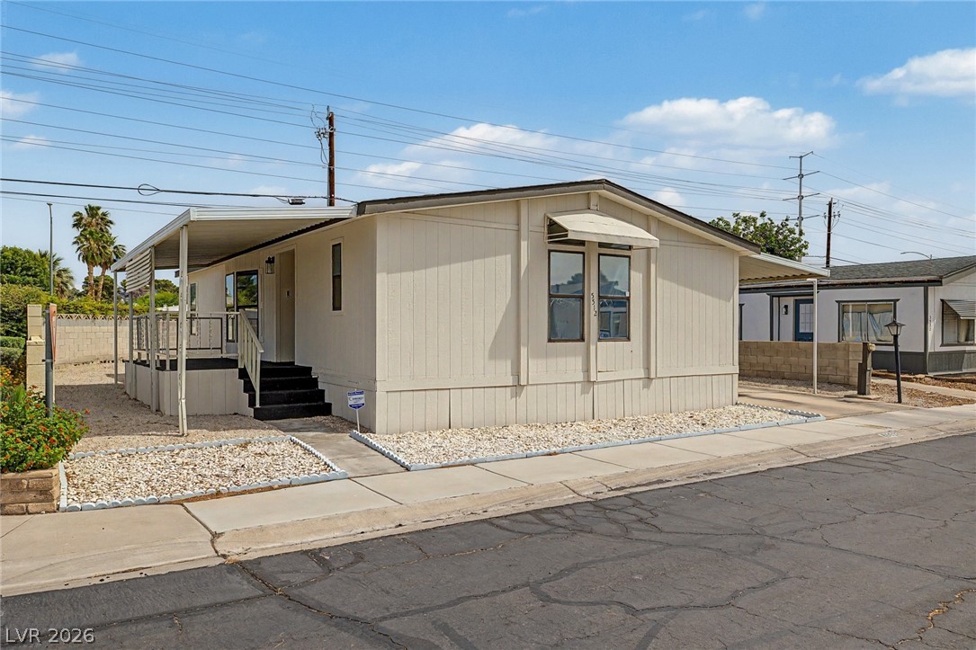 5512 Aldama Road Property Photo 2