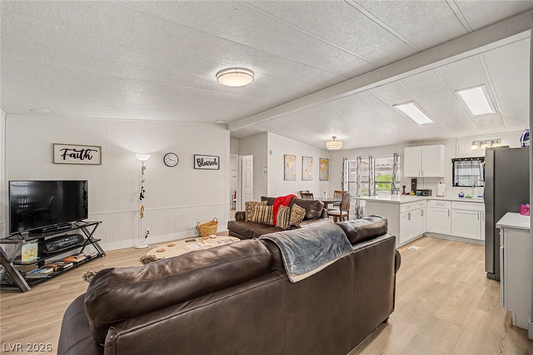 5512 Aldama Road Property Photo 6