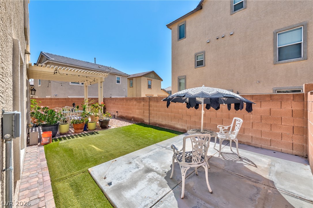 29 Marble Apex Avenue Property Photo 4
