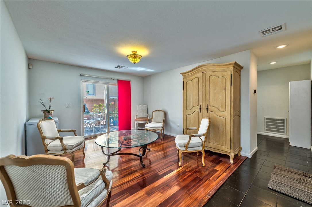 29 Marble Apex Avenue Property Photo 12