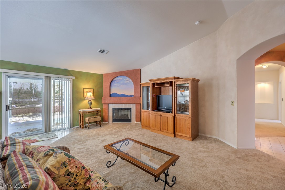 1046 Armillaria Street Property Photo 6