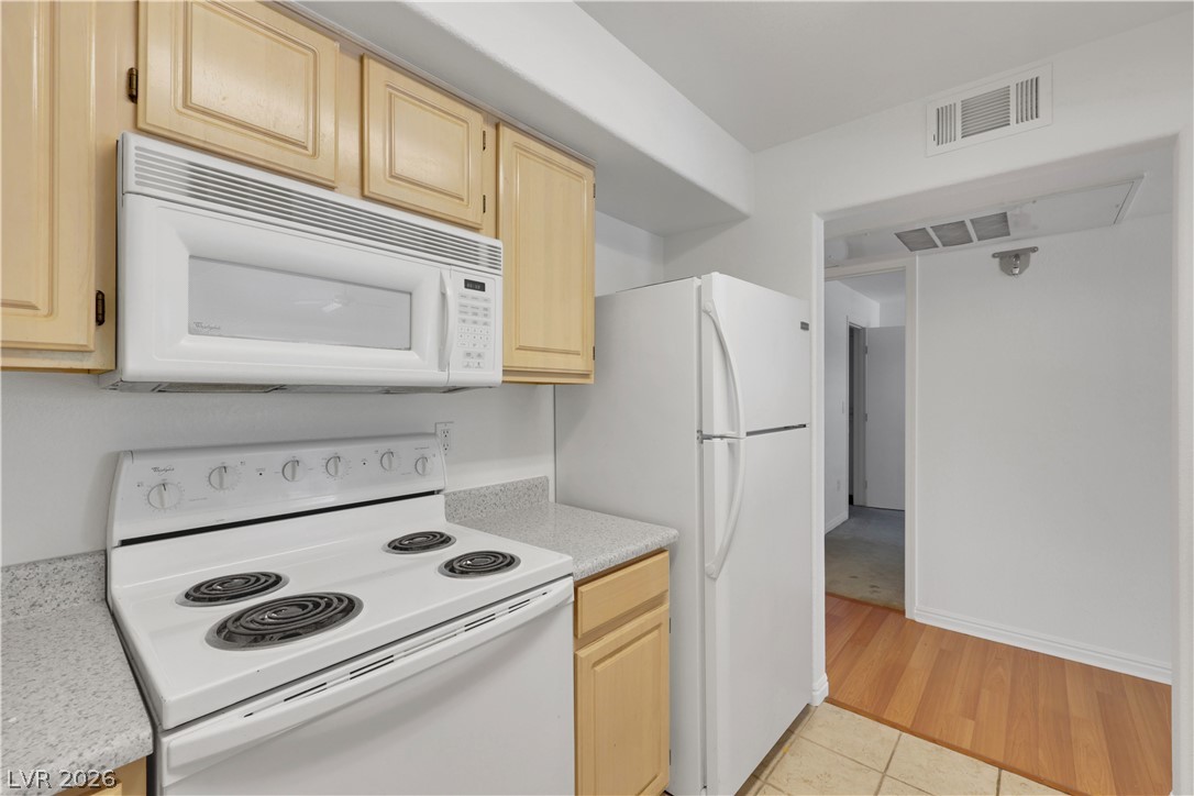 555 East Silverado Ranch Boulevard 2047 Property Photo 22