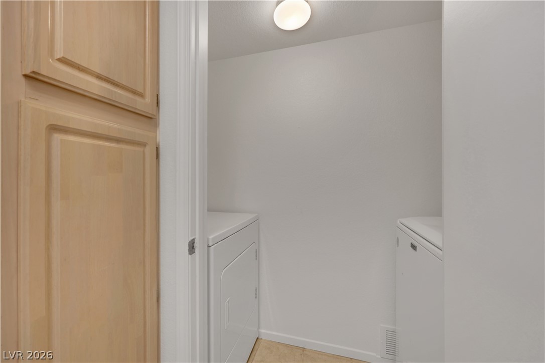 555 East Silverado Ranch Boulevard 2047 Property Photo 26