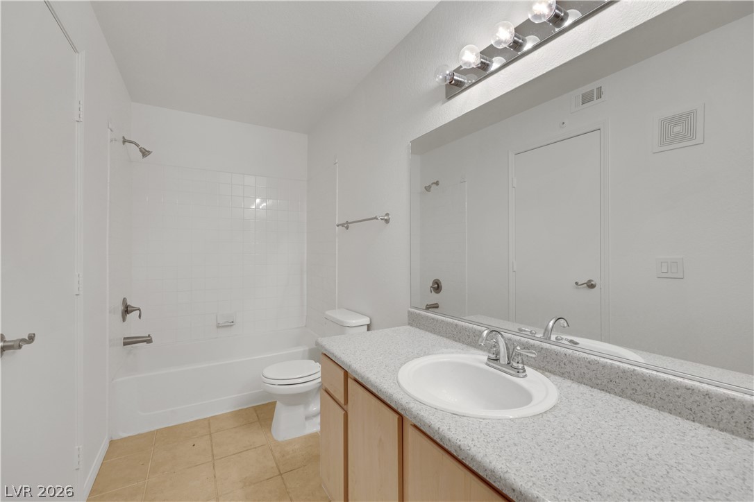 555 East Silverado Ranch Boulevard 2047 Property Photo 28