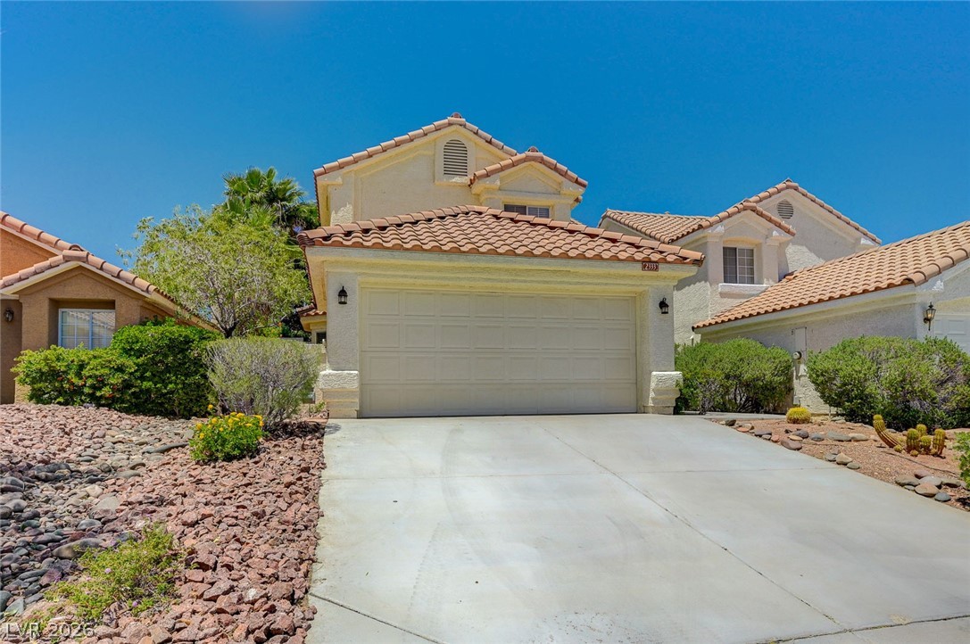 2333 Jasmine Garden Drive Property Photo 3