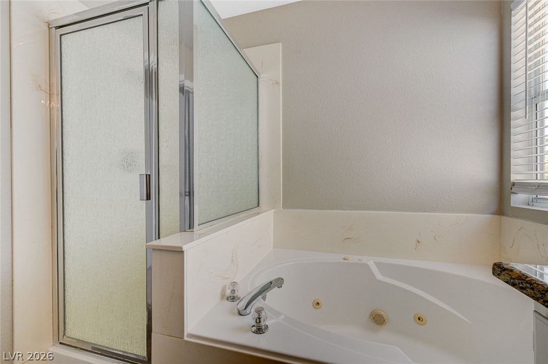 2333 Jasmine Garden Drive Property Photo 60