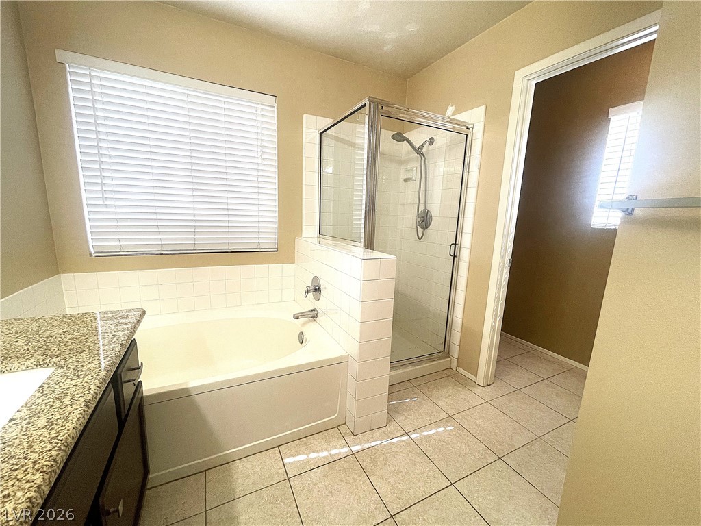 1420 Desert Hills Drive Property Photo 18