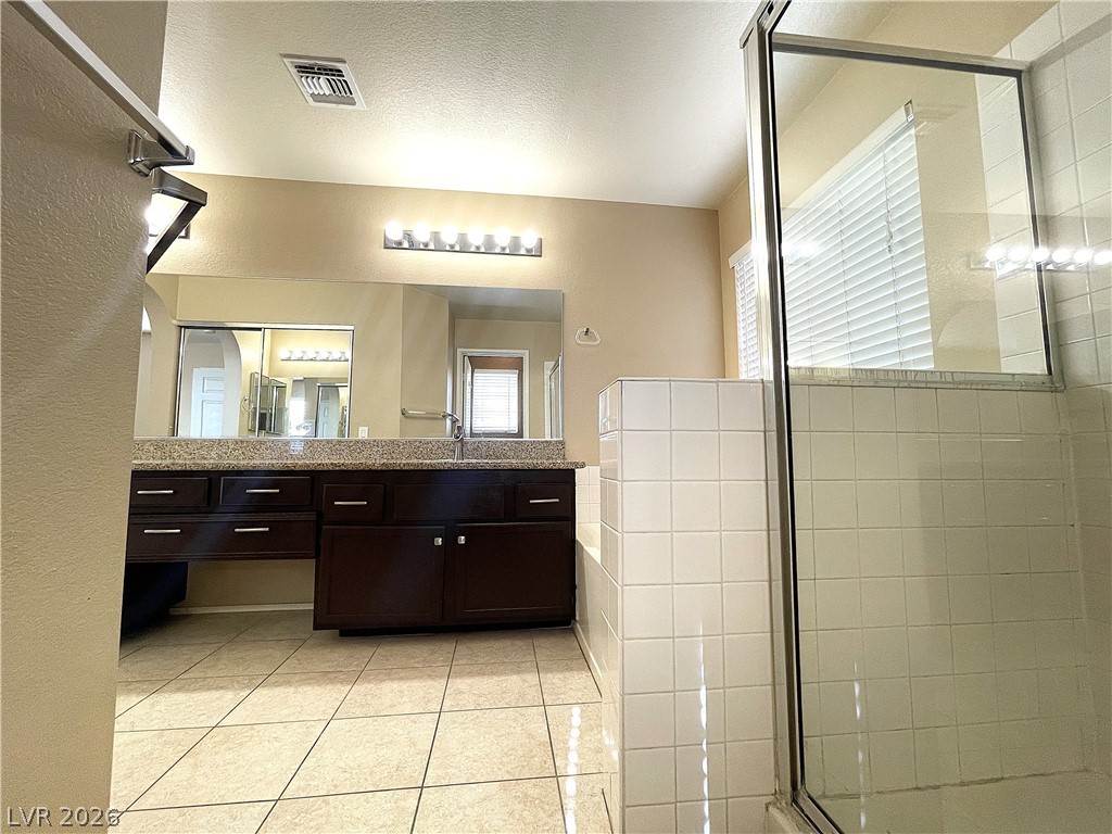1420 Desert Hills Drive Property Photo 22