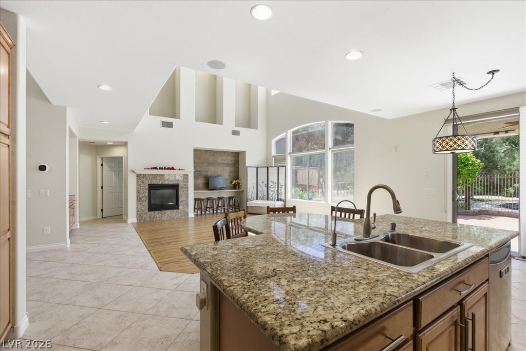 7025 Puetollano Drive Property Photo 4