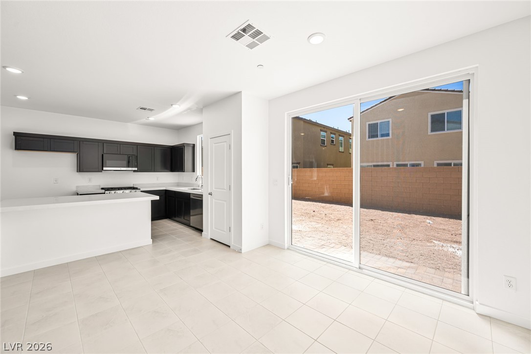 877 Camargo Street Property Photo 10