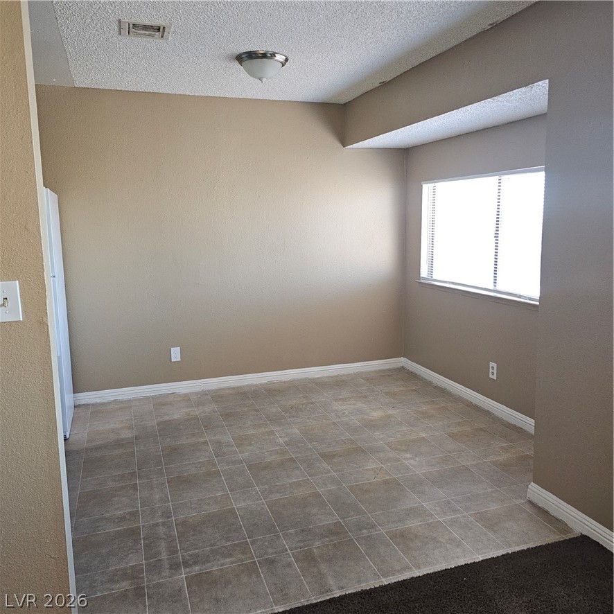 2781160 Property Photo 2