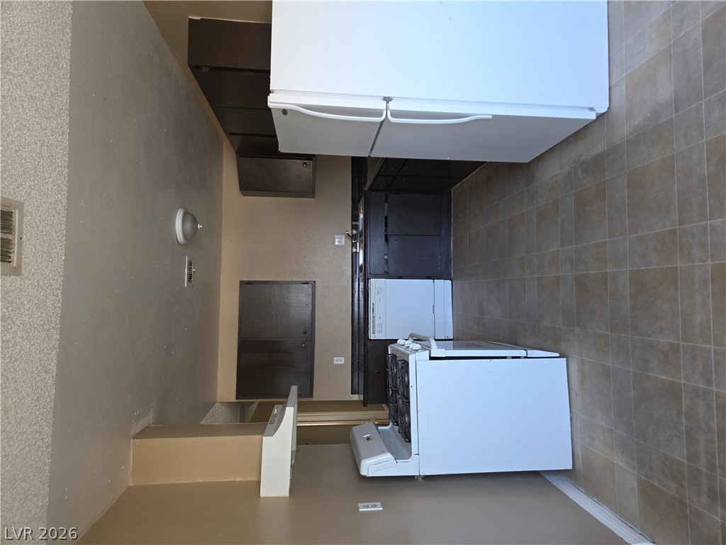 2781160 Property Photo 14