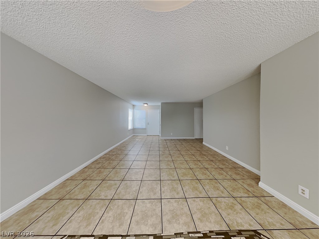 2781175 Property Photo 5