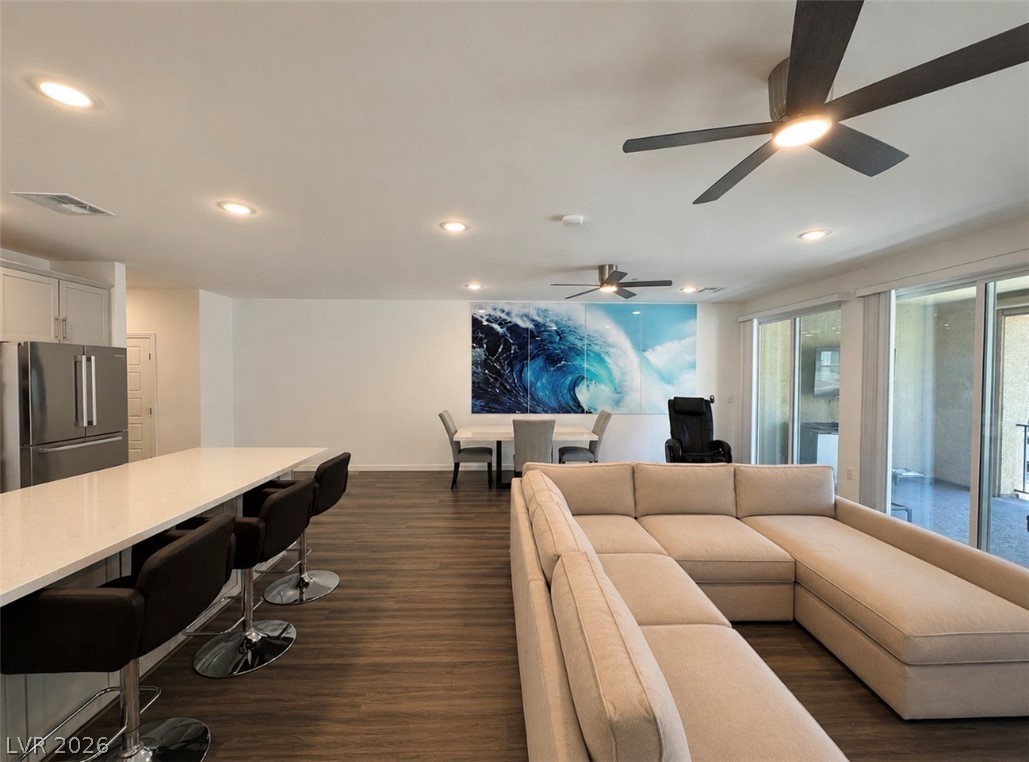 2555 Hampton Road 4205 Property Photo 10