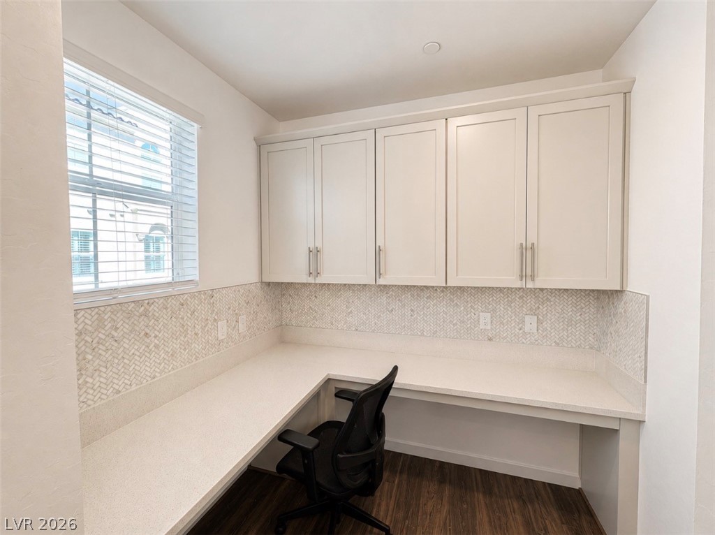 2555 Hampton Road 4205 Property Photo 11