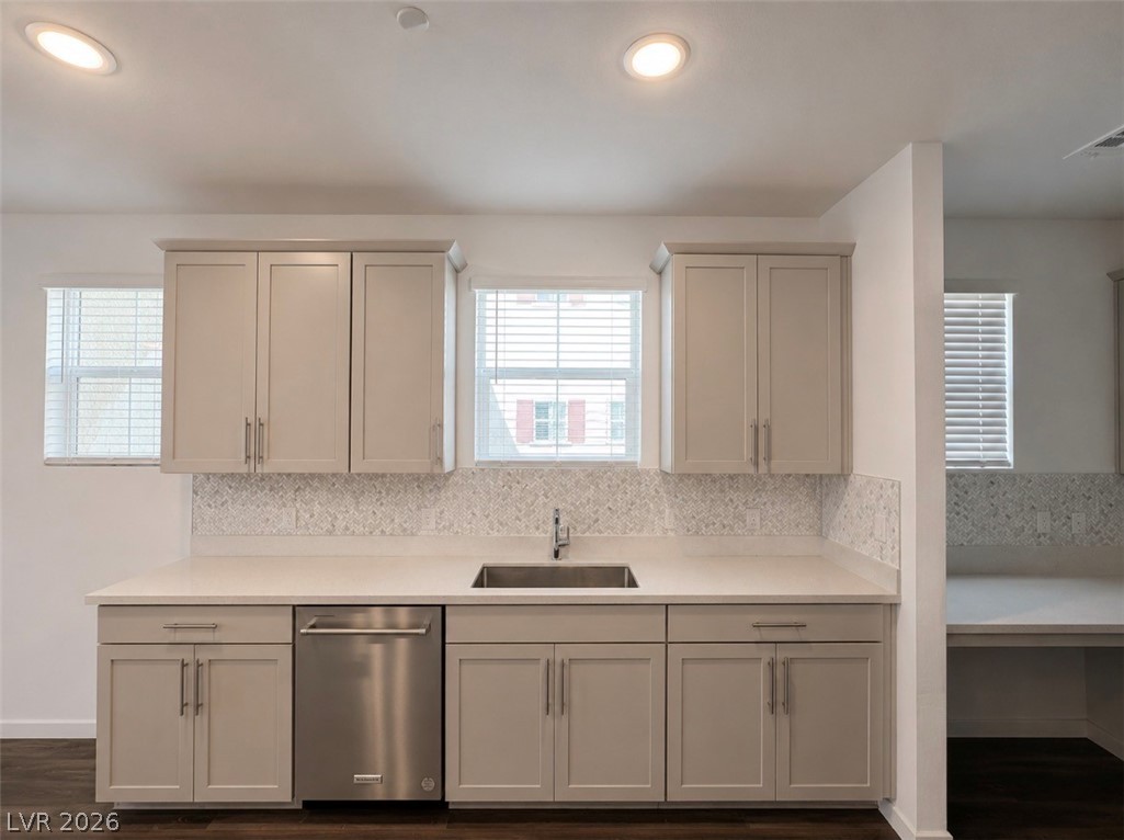2555 Hampton Road 4205 Property Photo 15
