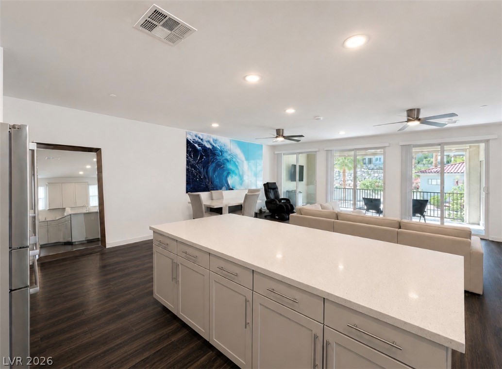 2555 Hampton Road 4205 Property Photo 17