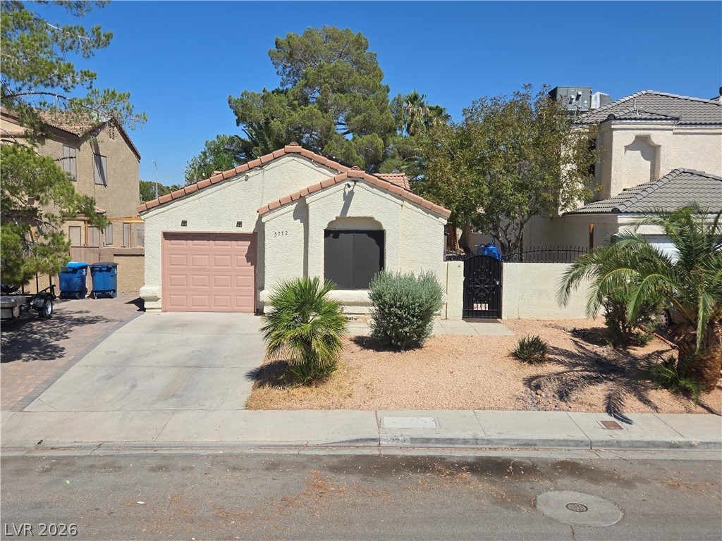 5772 Cinnabar Avenue
