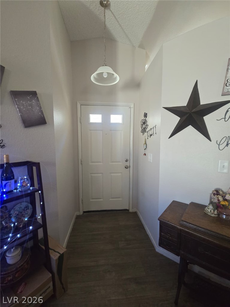 5772 Cinnabar Avenue Property Photo 3