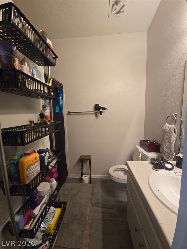 5772 Cinnabar Avenue Property Photo 8