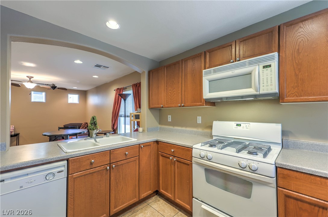 9068 Alluring Avenue Property Photo 7