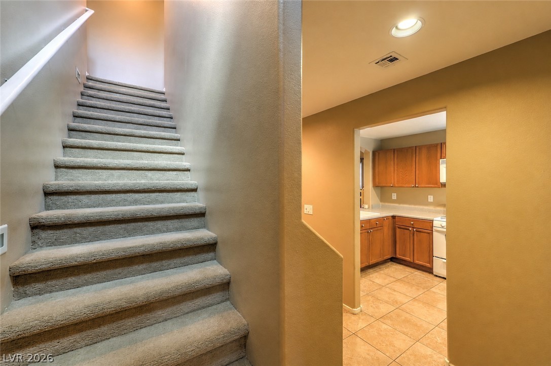 9068 Alluring Avenue Property Photo 12