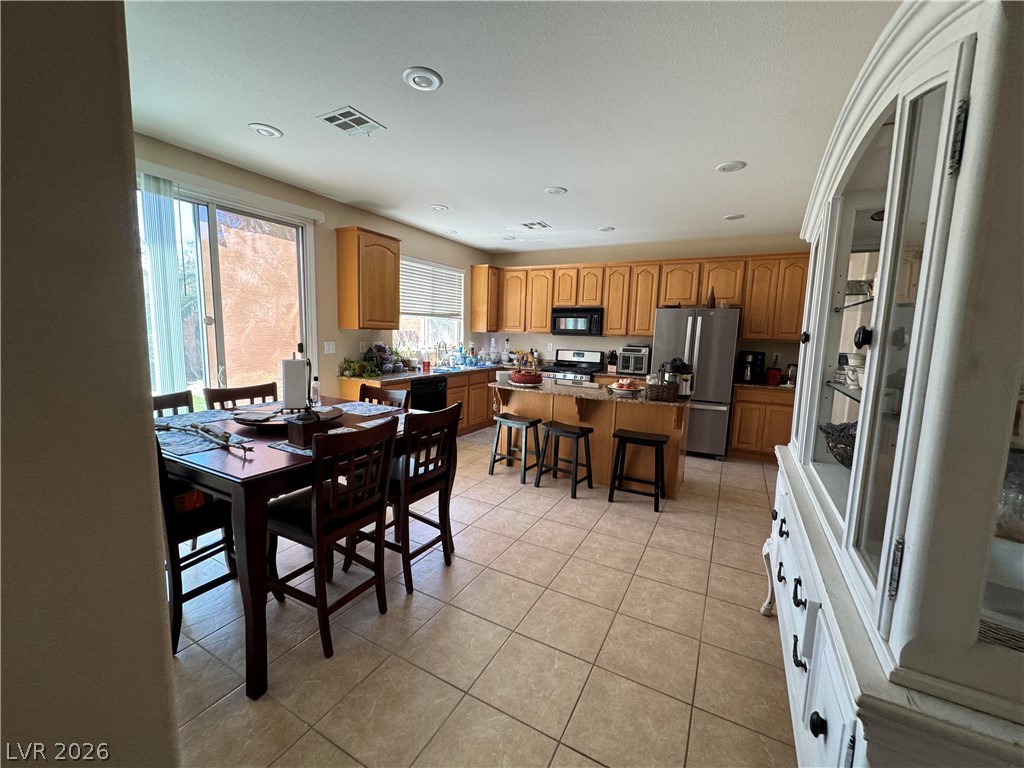 5913 Caddy Ridge Street Property Photo 5