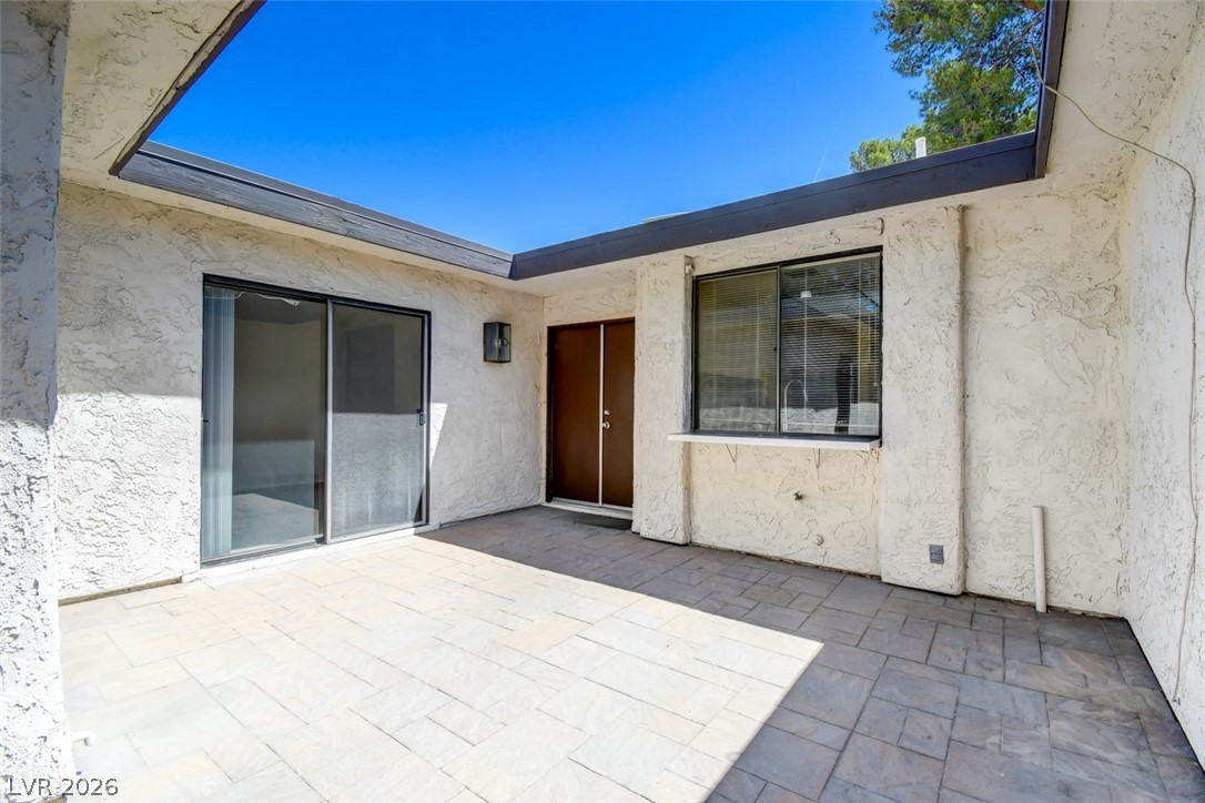 3460 Pino Circle Property Photo 2