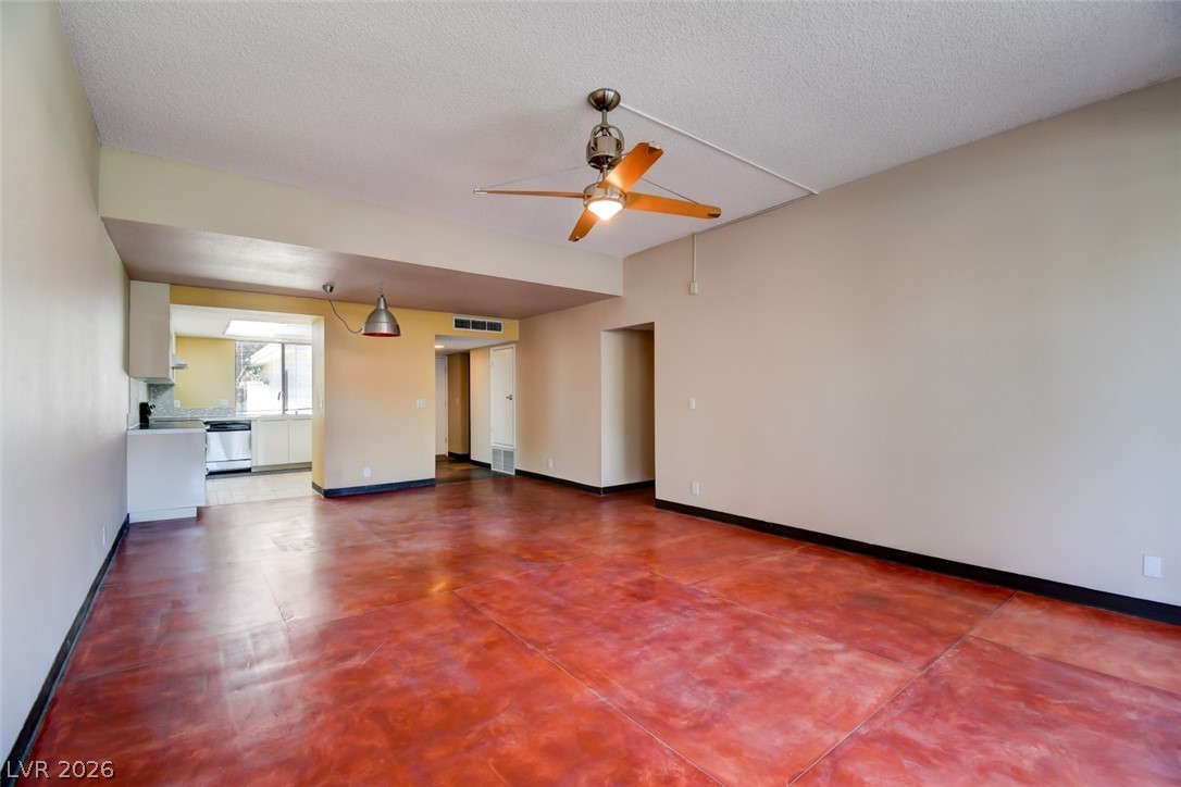 3460 Pino Circle Property Photo 8