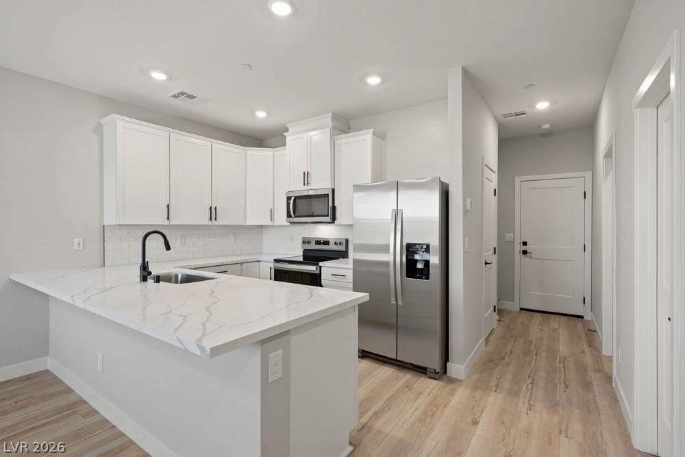 10688 Roselawn Avenue Property Photo 3