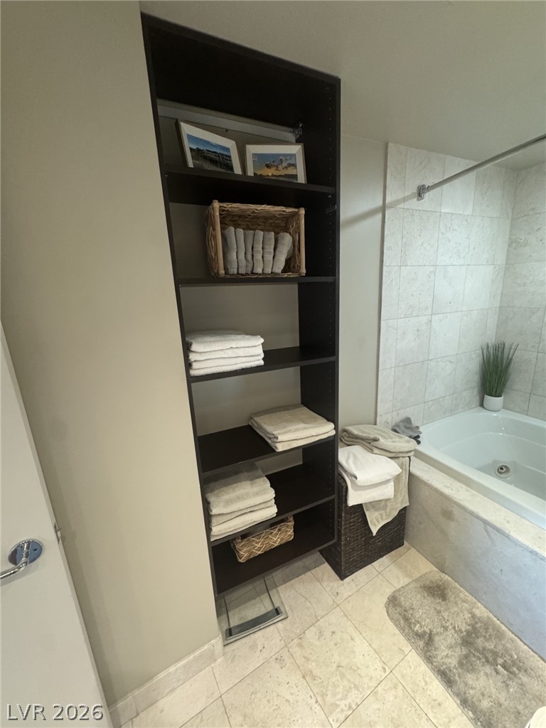 222 Karen Avenue 304 Property Photo 25