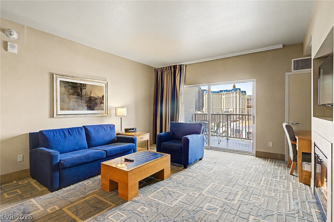 211 East Flamingo Road 1504 Property Photo 6