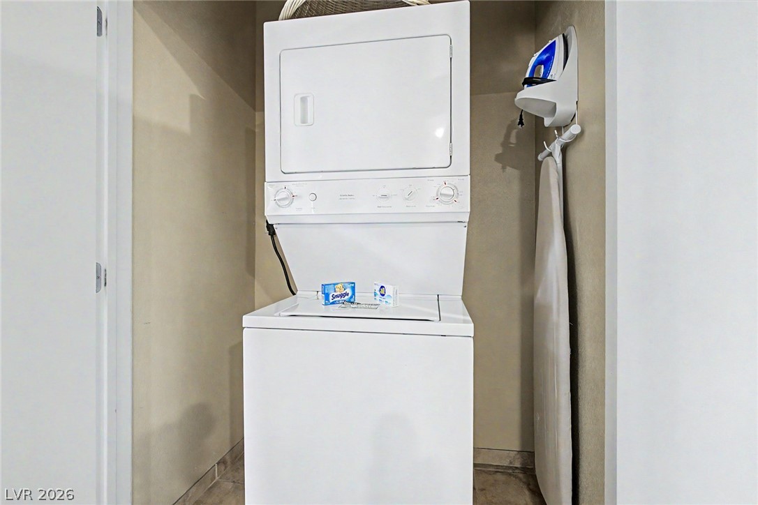 211 East Flamingo Road 1504 Property Photo 25