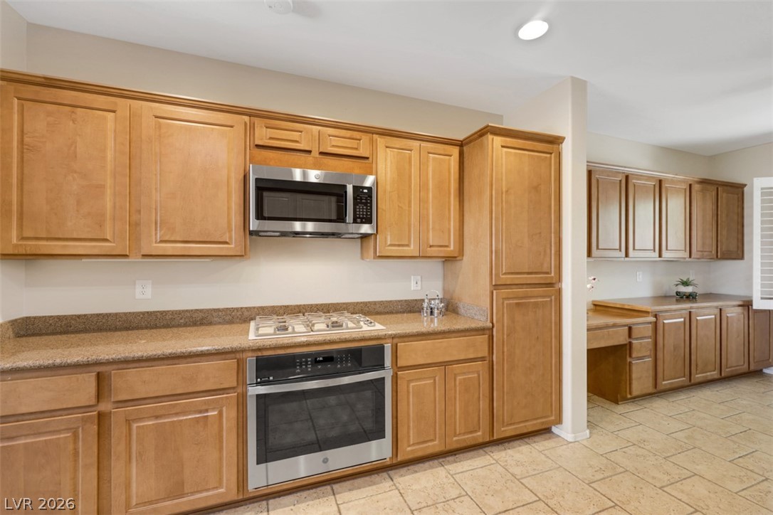2093 Mountain City Street Property Photo 7