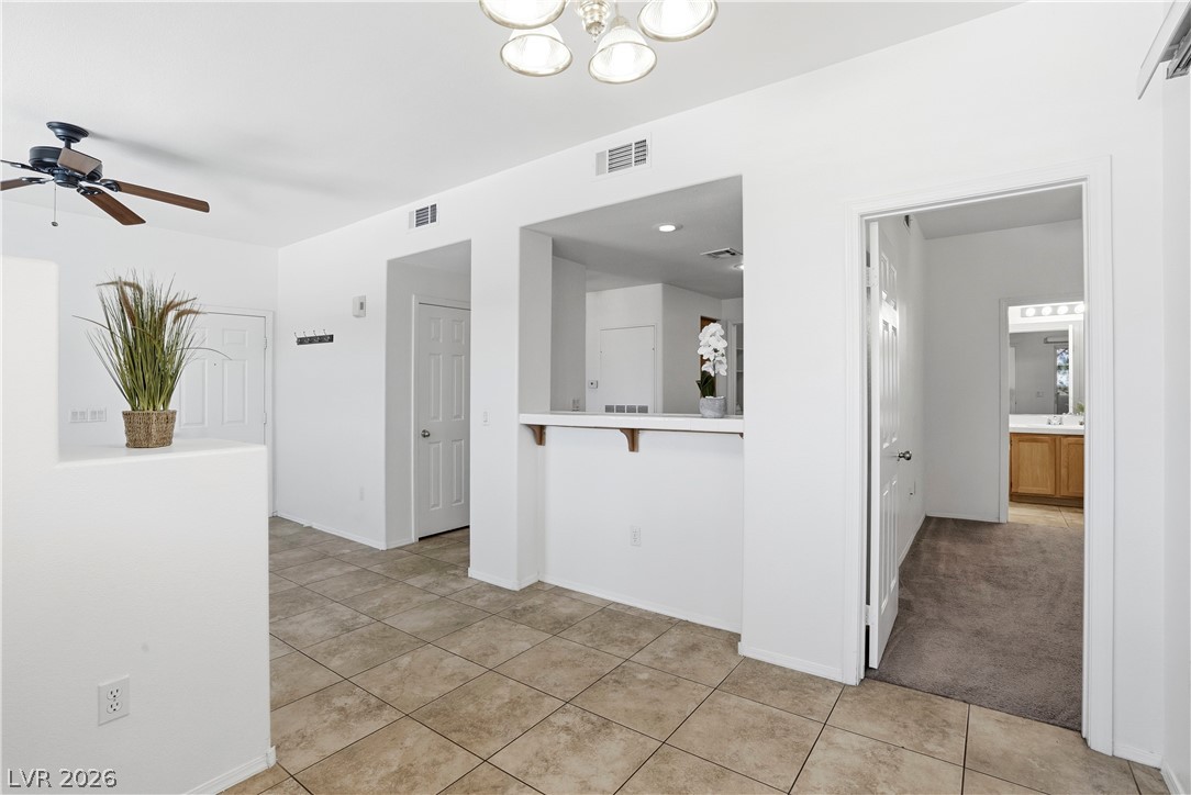 8501 West University Avenue 2089 Property Photo 4