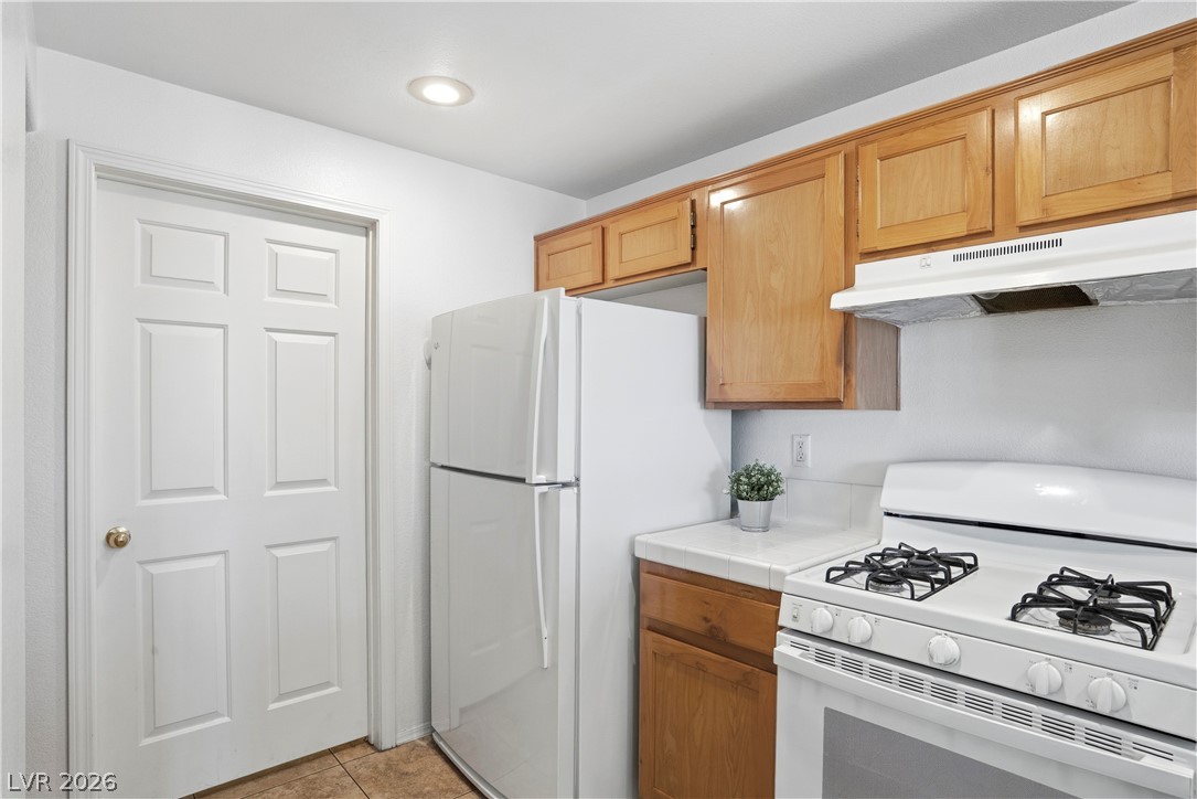8501 West University Avenue 2089 Property Photo 7