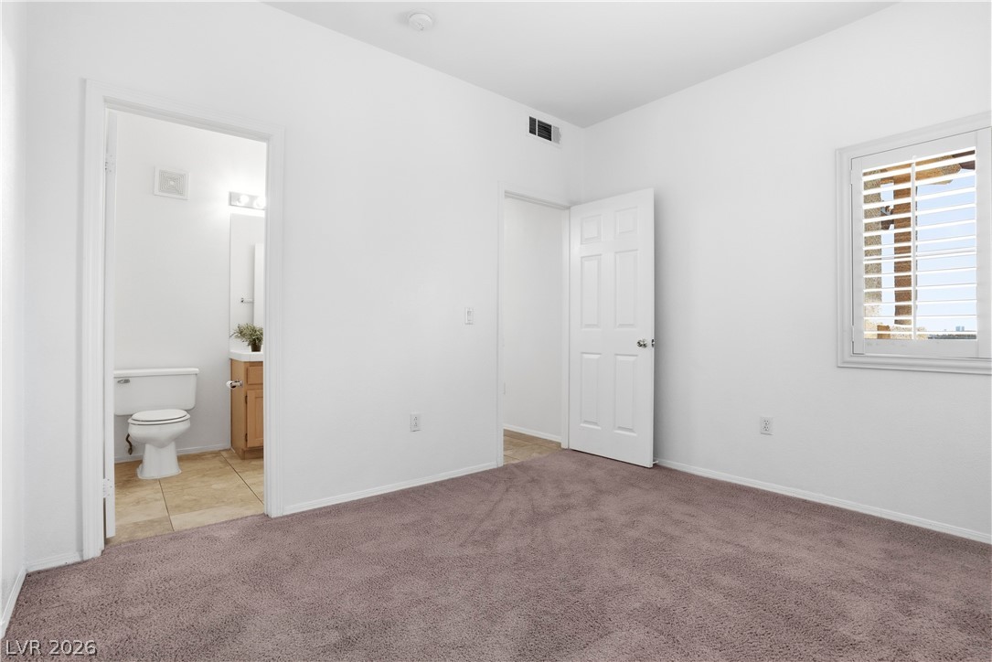 8501 West University Avenue 2089 Property Photo 14